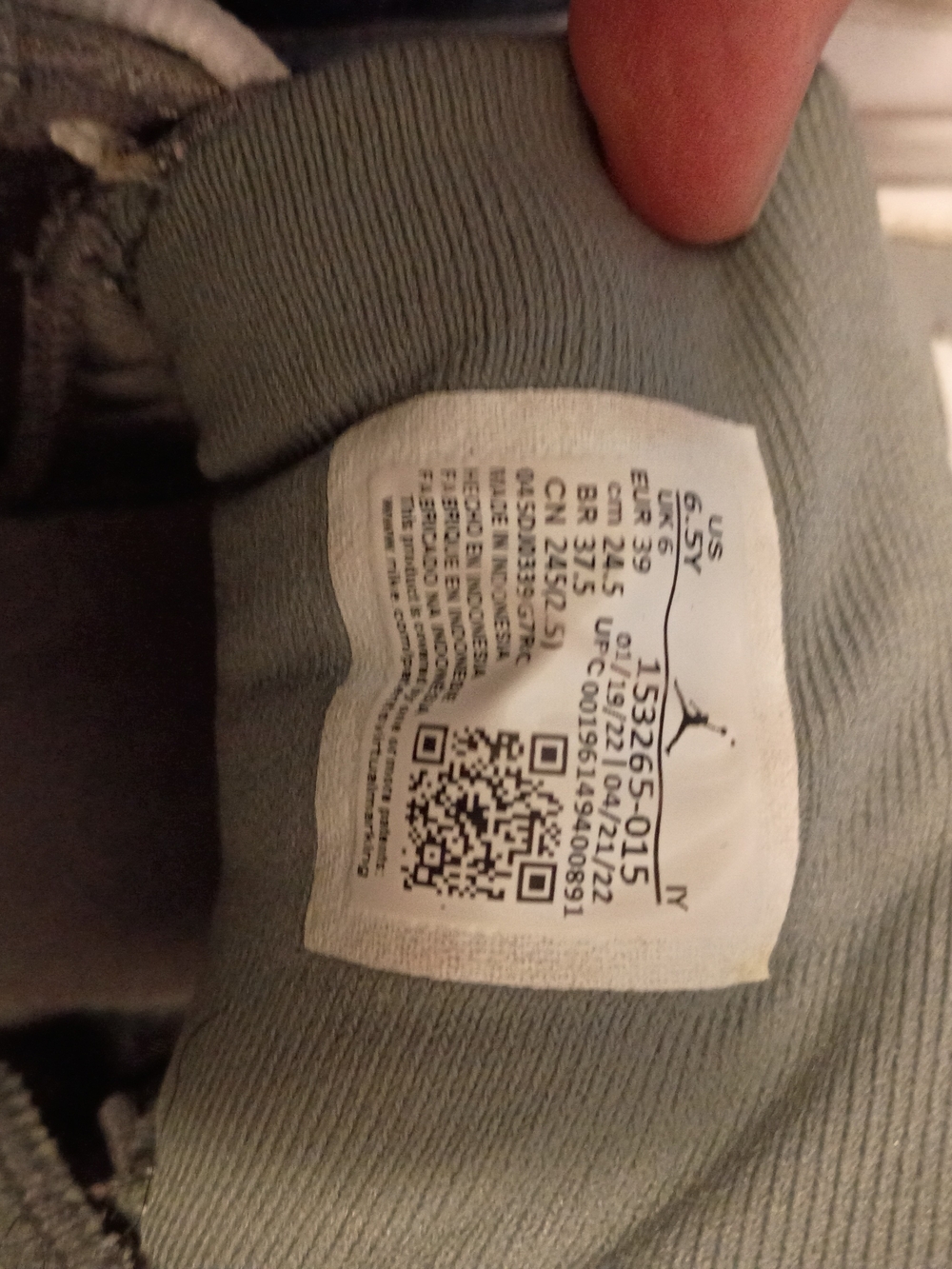 Jordan 12 Retro GS Grey White Leather Unisex Kids Athletic Shoes - Picture 6 of 8